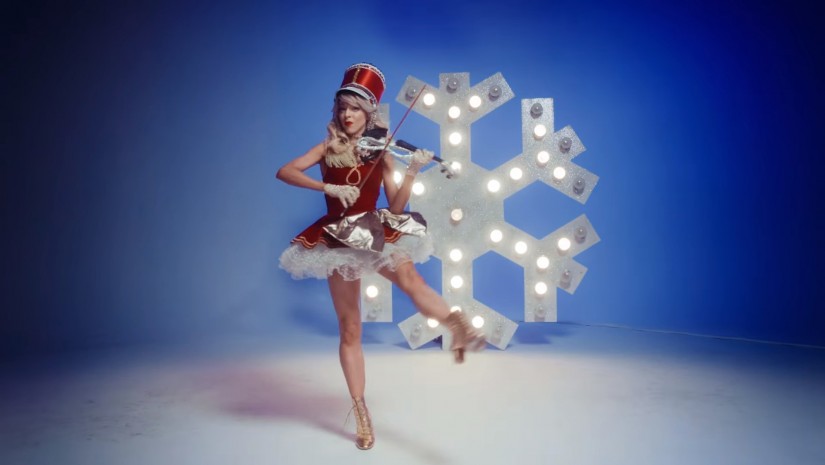 26506 Lindsey Stirling feat. Becky G — Christmas C'mon, новый клип
