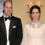 31355 Кейт Миддлтон поразила всех вечерним платьем на ужине в Королевском дворце в Норвегии