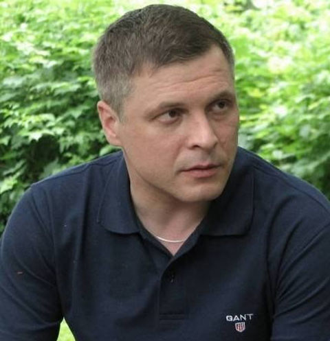 31367 Звезду «Детективов» Алексея Насонова допросили сотрудники ФСБ