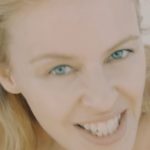 38995 Kylie Minogue — Golden, новый клип