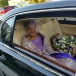 40318 Этой невесте 86 лет, но она покорила весь Интернет своим великолепным нарядом! Шикарная женщина!