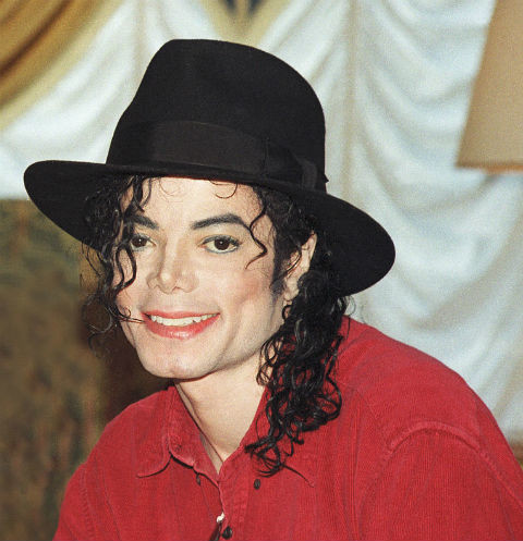 40817 Отец Майкла Джексона умер через два дня после годовщины смерти сына