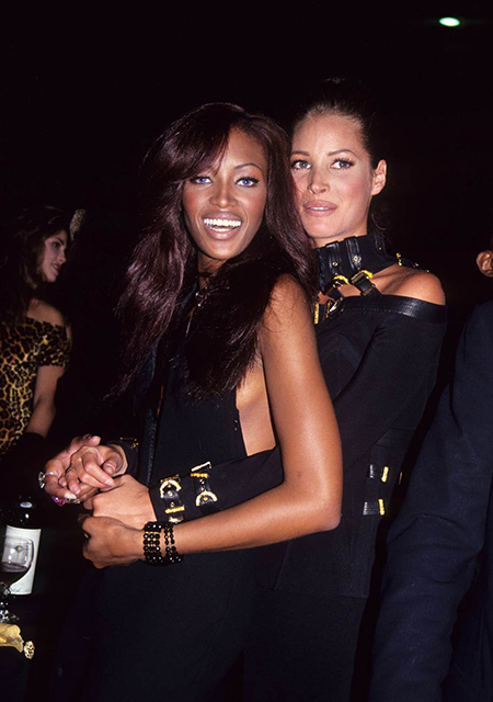 Наоми Кэмпбелл и Кристи Тарлингтон на вечеринке amFAR Gala в 1992 году