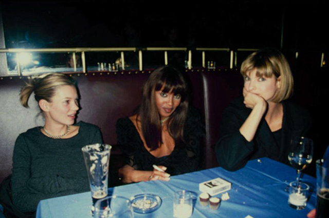 Кейт Мосс, Наоми Кэмпбелл и Линда Евангелиста в 1993 году