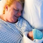 62884 48-летняя женщина впервые стала мамой после 16 неудачных попыток