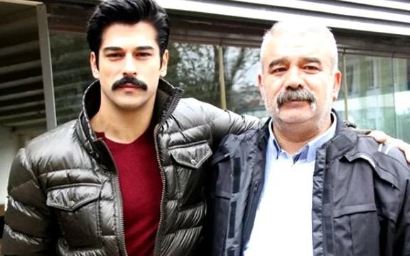 Как выглядят родители и сестра самого красивого турецкого актера Бурака Озчивита?