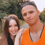 65450 «Ответишь по полной»: Дмитрий Тарасов отругал жену из-за долгой разлуки