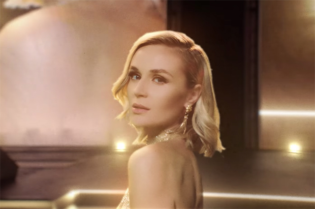 Кадр из клипа Полины Гагариной на песню "На расстоянии"