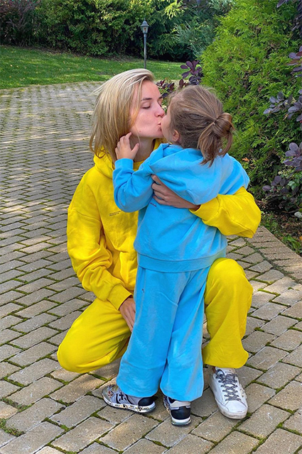 Полина Гагарина с дочерью Мией