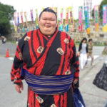 83897 300-килограммовый сумоист Анатолий Михаханов закончил свою карьеру и похудел на 112 кг