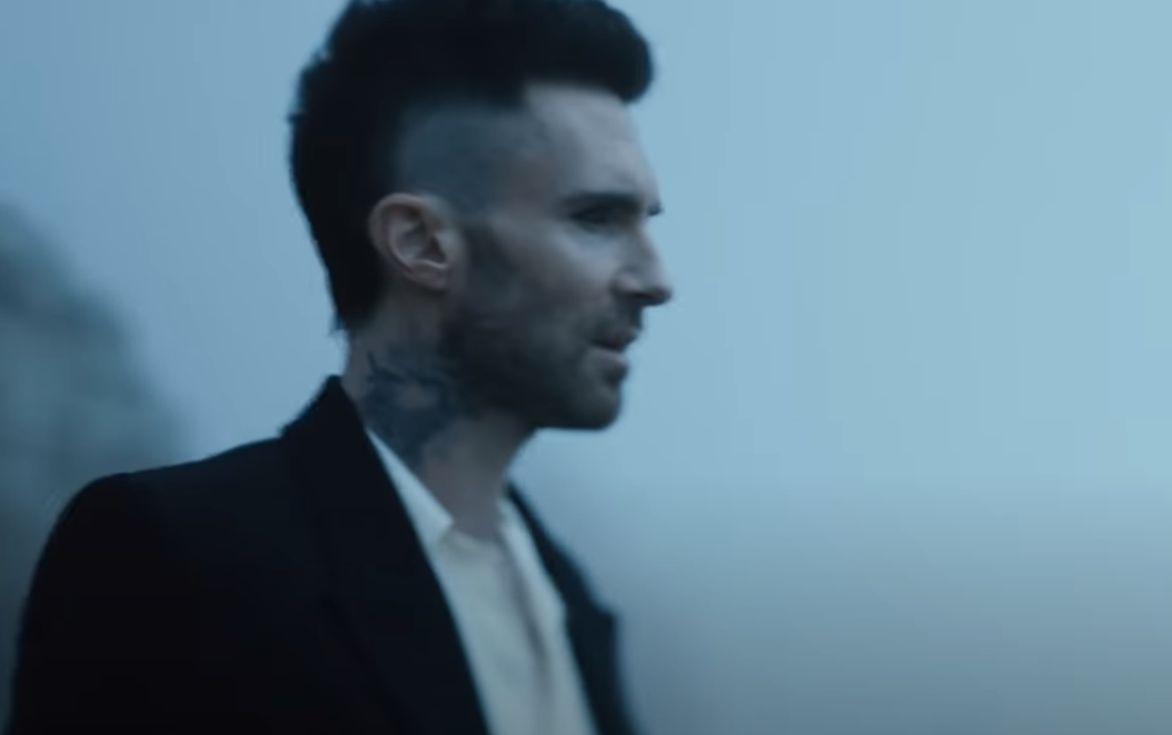 98713 Maroon 5 — Lost, новый клип