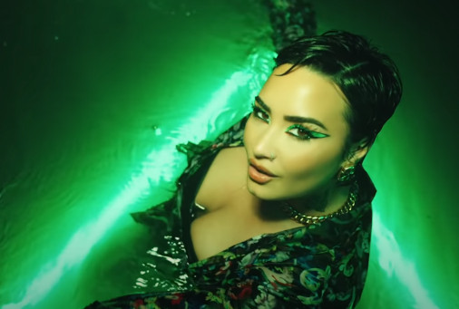 100688 Demi Lovato — Melon Cake , новый клип