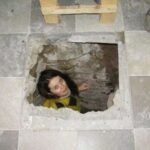 111091 Жители Ужгорода обнаружили у себя на кухне странное подземелье